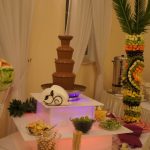 Carving ślubny, dekoracje z owoców, palma owocowa, fontanna czekoladowa