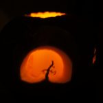 Lampion z dyni halloween - carving