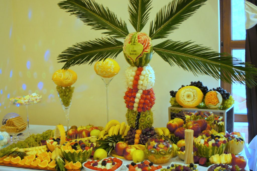 Palma owocowa, dekoracje owocowe Turek, Konin, Kłodawa