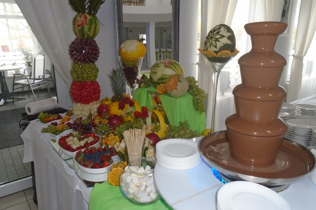 fontanna czekoladowa, bufet owocowy, Sompolno, Koło, Konin, Turek