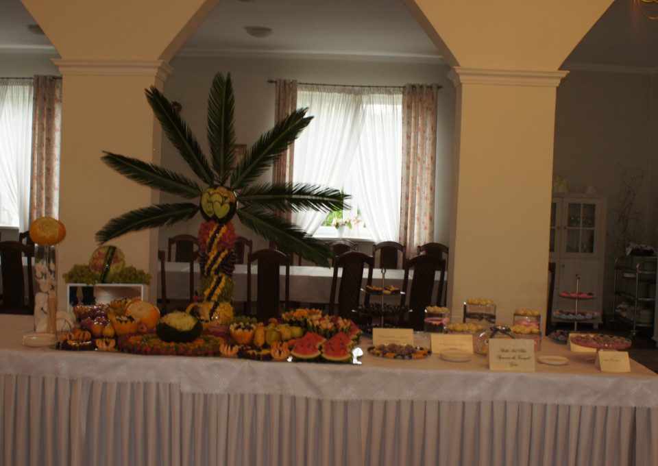 Bufet owocowy, palma owocowa, carving, słodki stół Koło, Turek, Sompolno