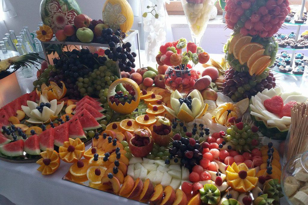 Bufet owocowy, dekoracje owocowe Zajazd u Kwiatków Sompolno