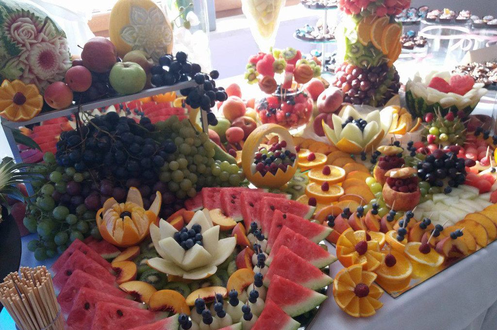 Carving, dekoracje owocowe, stoły owocowe Sompolno, Września, Słupca