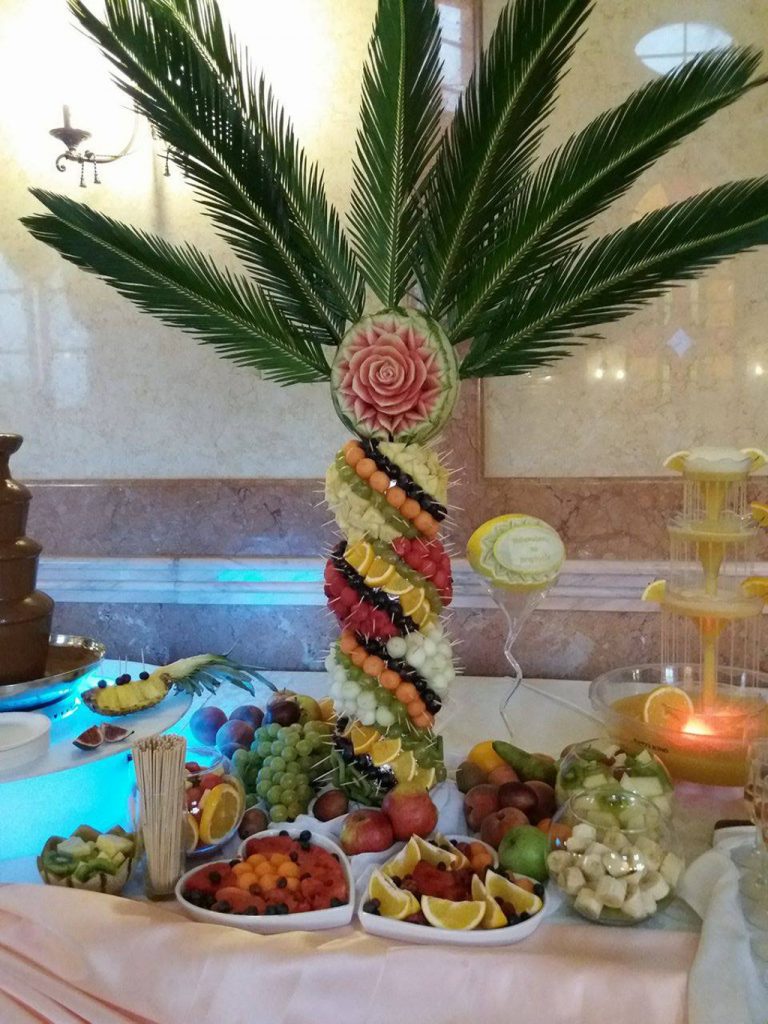 Palmy owocowe, dekoracje owocowe Pałac Bursztynowy Włocławek