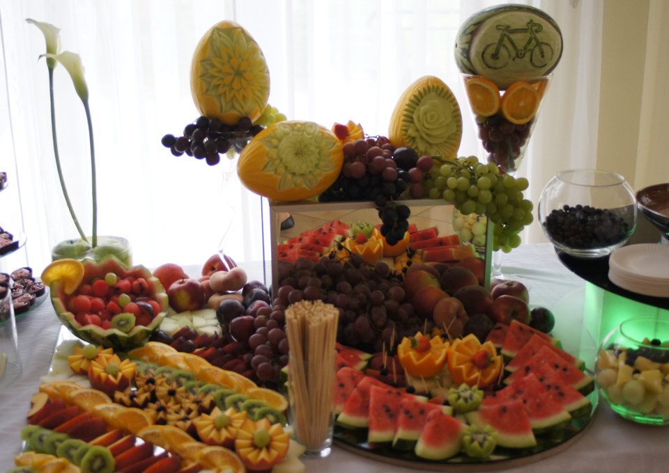 stół owocowy, dekoracje owocowe Turek, Konin, Kłodawa, Kalisz