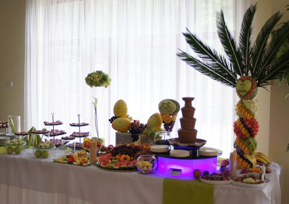 stół owocowy, palma owocowa, palma z owoców, słodki stół, candy bar, dekoracje owocowe Turek, Konin, Kłodawa, Kalisz