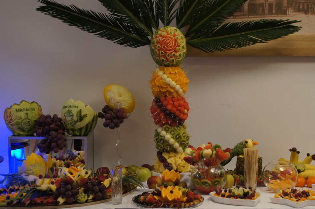 carving, stół owocowy, bufet owocowy, dekoracje owocowe, Turkovia