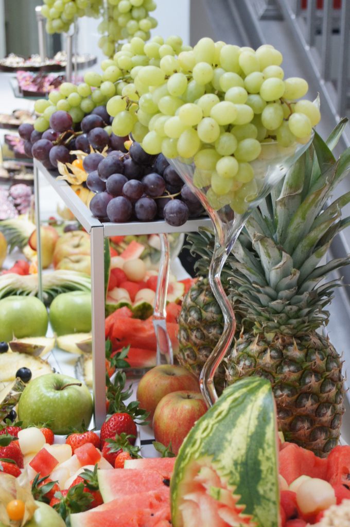 stół owocowy, kosze owocowe, dekoracje owocowe Koło, Konin, Turek, Kłodawa