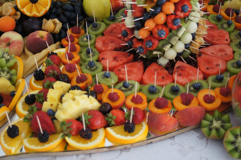 stół z owocami, Fruit carving, deoracje owocowe, carving na ślub, Turek, Poznań, Włocławek, Łódź