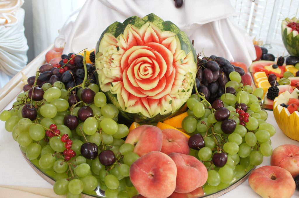 bufet owocowy, stół owocowy, fruit carving