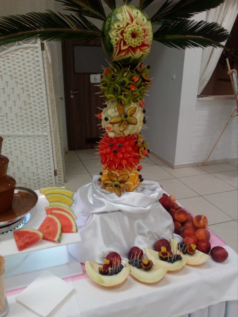 palma owocowa, palma z owoców, fruit carving, dekoracje owocowe Turek, Koło, Konin