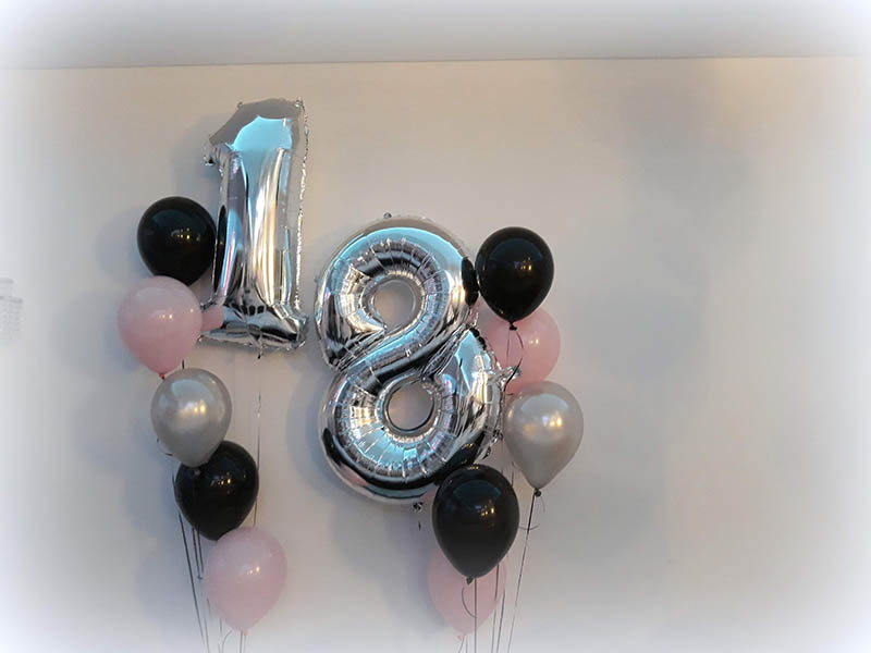 cyfry-balonowe-18-balony-cyfry-z-helem-dekoracje balonowe na 18skę