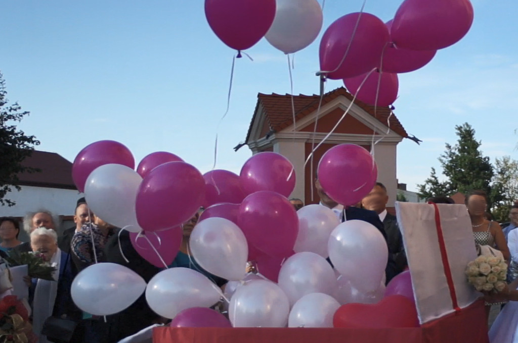 balonowa niespodzianka, balloon box, mega prezent balonowy Kłodawa, Turek, Koło, Uniejów, Łódź
