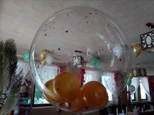 balony na Komunię, dekoracje balonowe, balony z helem pod sufitem Restauracja Klisza Wola Grzymkowa, turek, Łódź, koło, kalisz