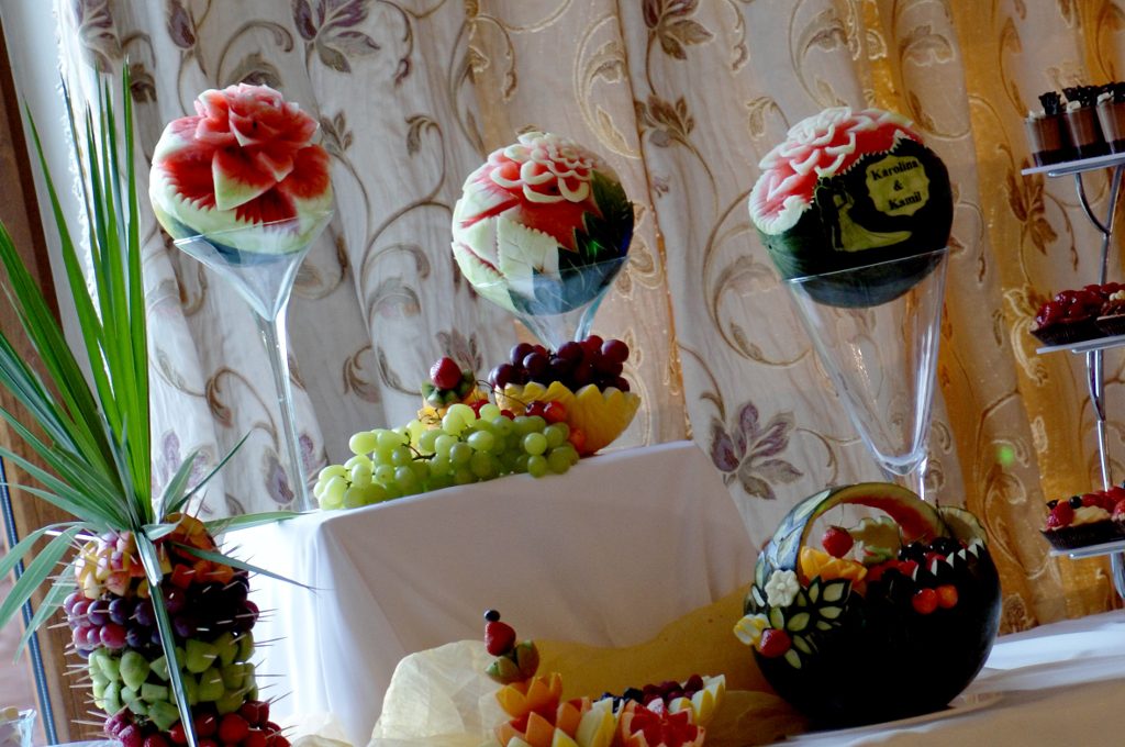 stół z owocami, dekoracje z owoców, stół owocowy, fruit carving Koło, Turek, Łódź, Warszawa, konin.JPG
