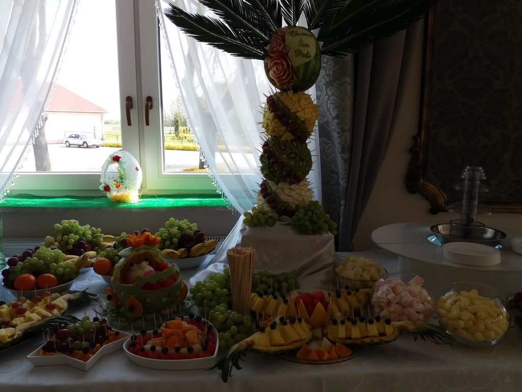palma owocowa, dekoracje owocowe, fruit carving, fontanna czekoladowa Dąbie Kujawskie