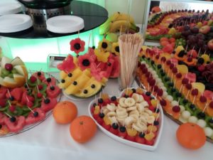 stół owocowy, fruit carving, fruit bar, Biały Pałac Konstantynów Łódzki