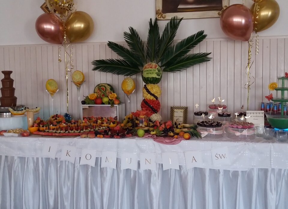 dekoracje owocowe, Stół owocowy, fruit carving, fontanna czekoladowa, fruit bar, bufet owocowy, fontanna alkoholowa