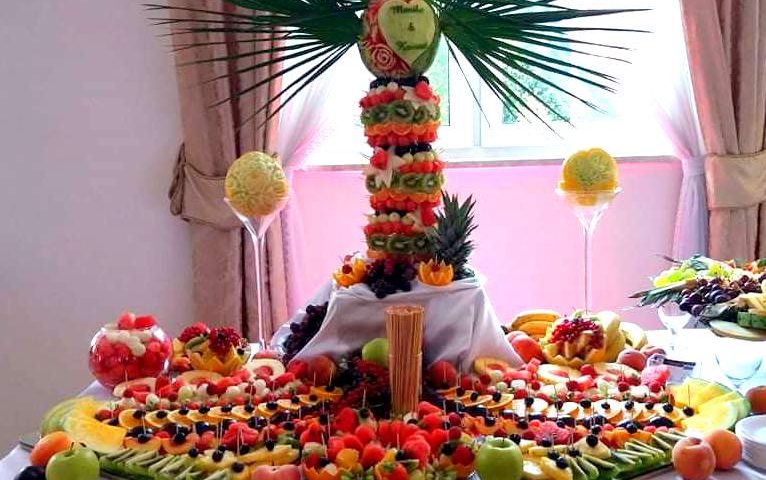 owocowy bar, stół owocowy, fruit carving, palma owocowa, dekoracje owocowe, owoce na wesele, owoce na imprezę, Turek, Konin, Klisz, Łódź